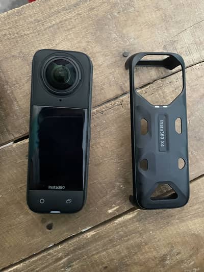 Insta 360 x4