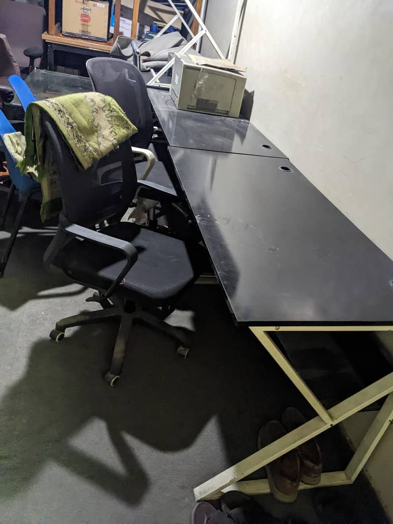 5 office tables 0