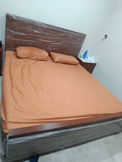 Master bed for sale