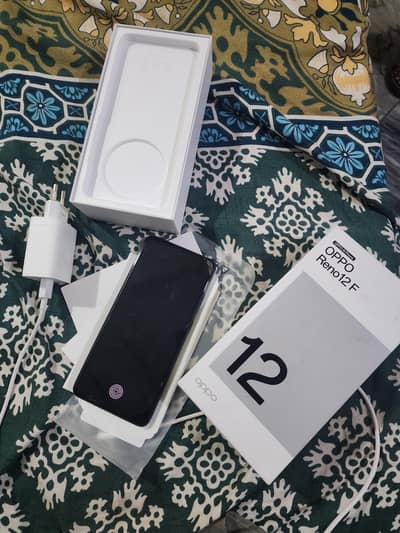 OPPO Reno12 F