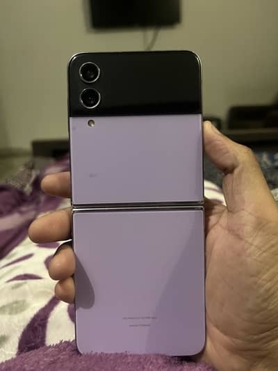 Samsung Mobile Z Flip 4