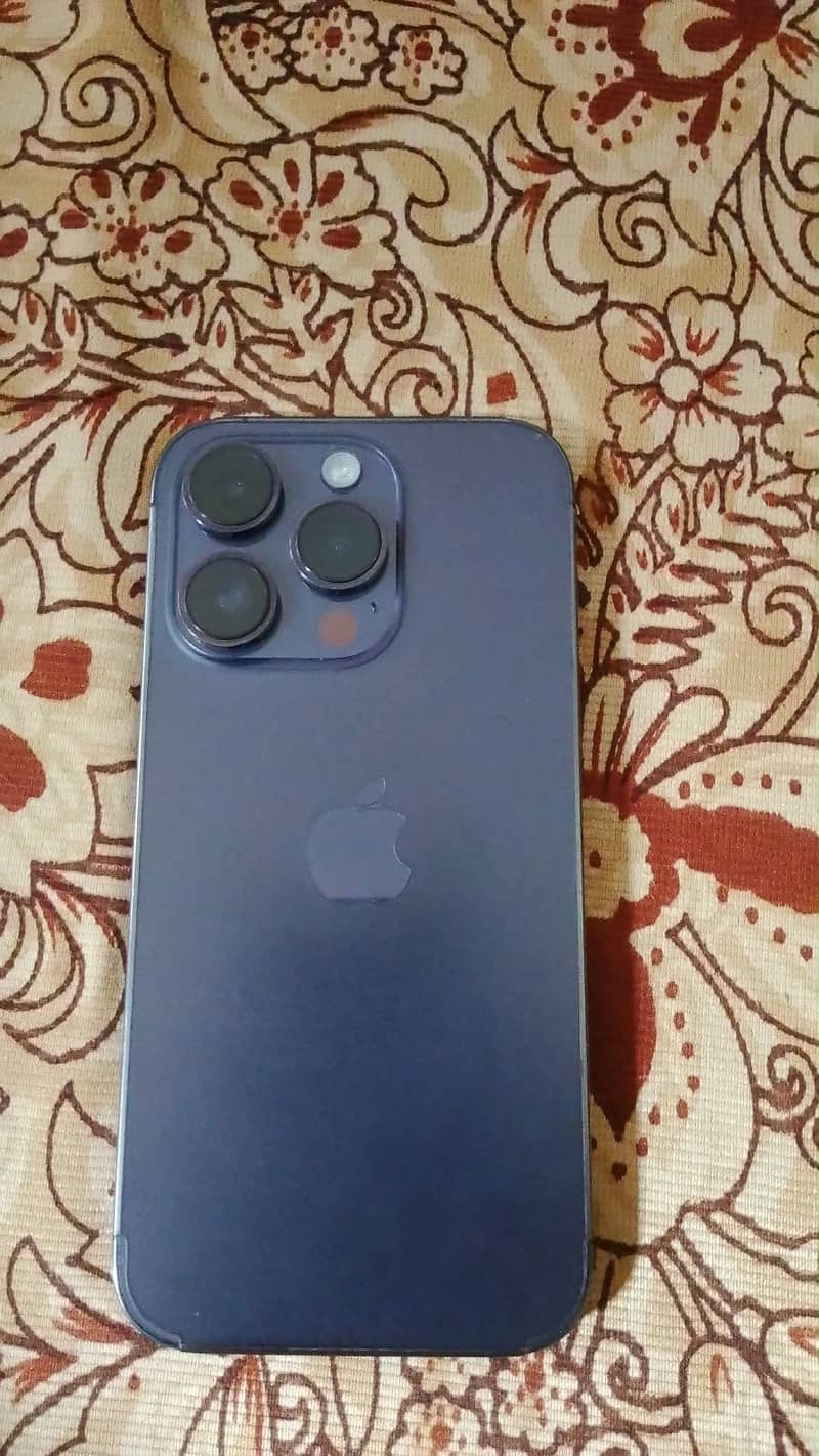 Apple iPhone 14 Pro 0