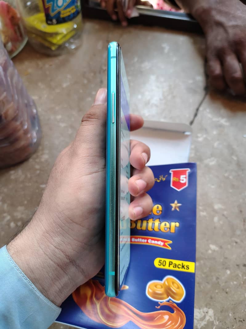 One Plus 8T 4
