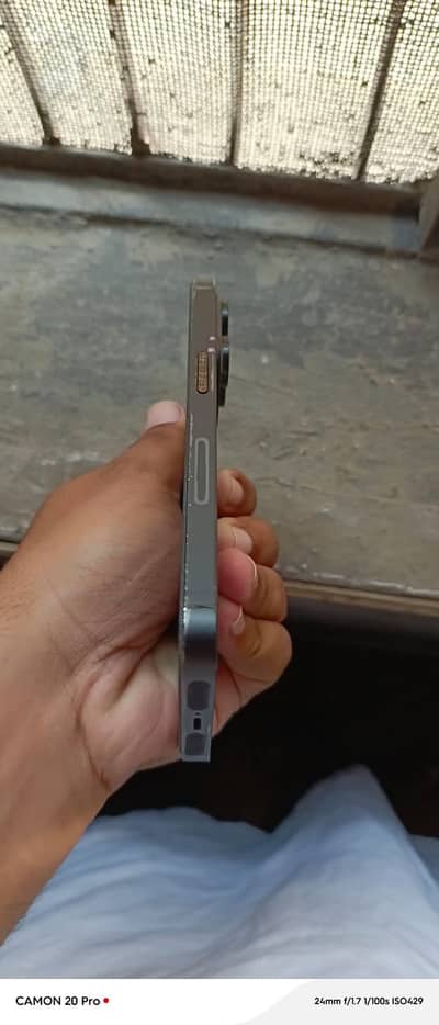 Apple iPhone 14 Pro Factory Unlock.