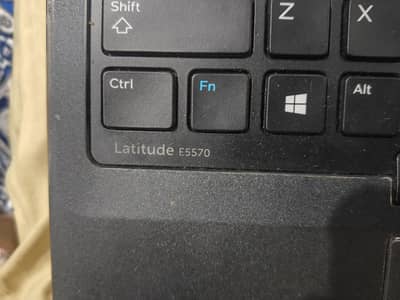 DELL LATITUDE E5570