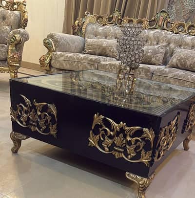 6 seater chinioti sofa urgent sale with  matching tabelstables