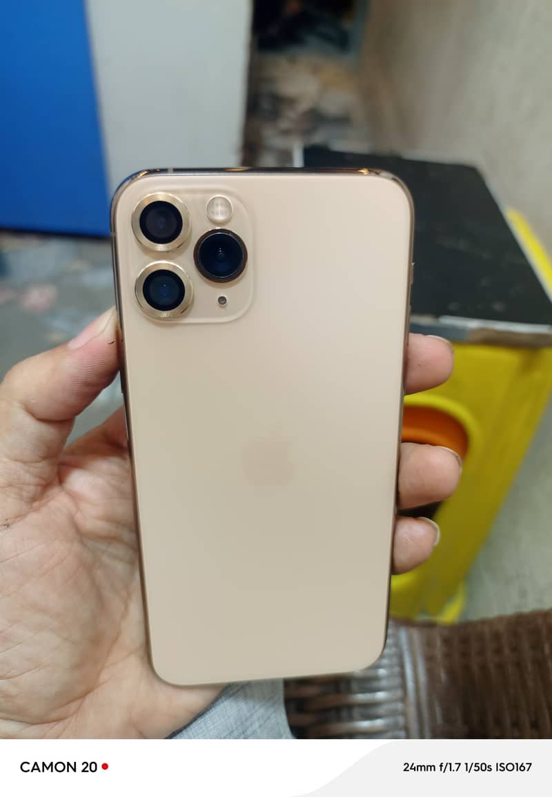 iPhone 11 Pro 3