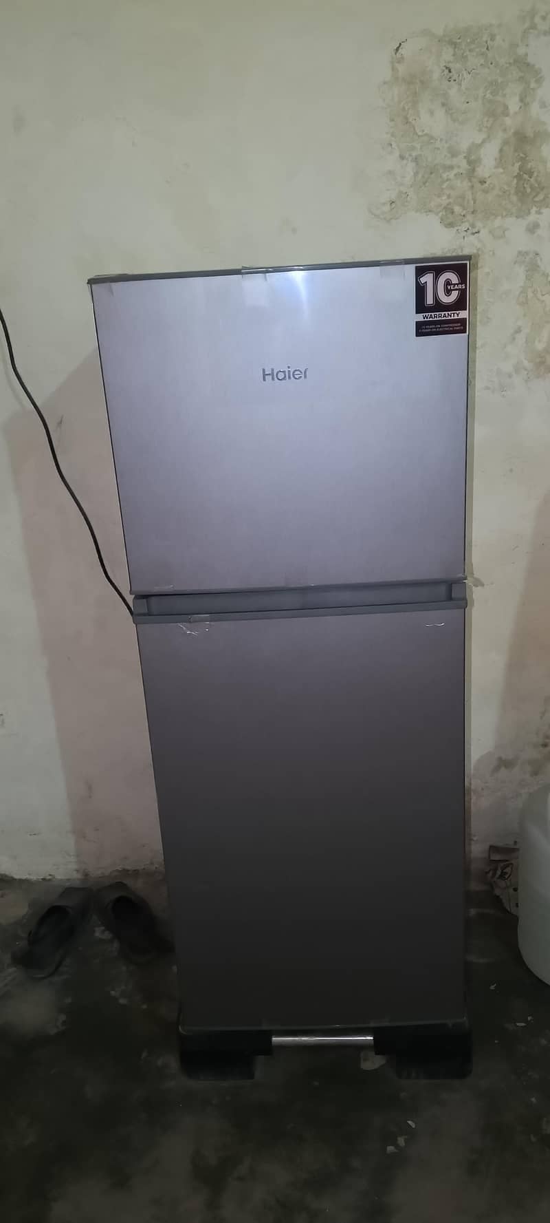 fridge ( medium) 0