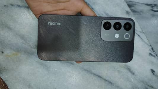 Realme C85
