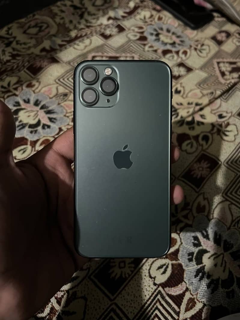 Apple iPhone 11 Pro 1