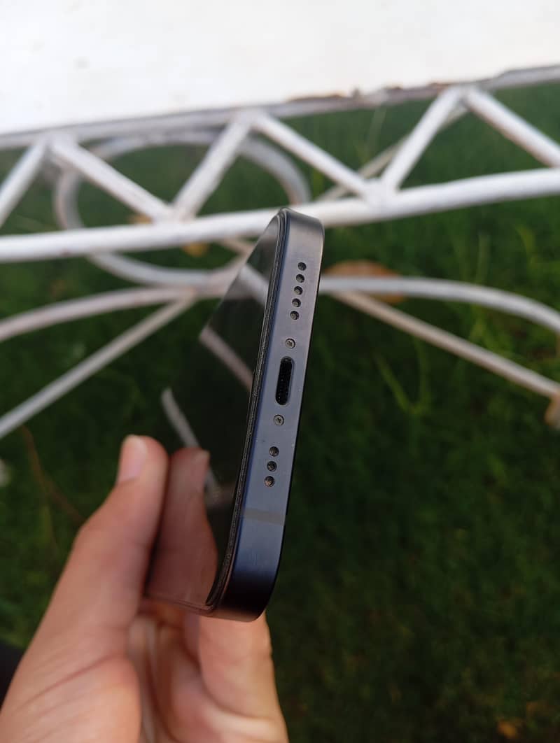 Apple iPhone 12 5