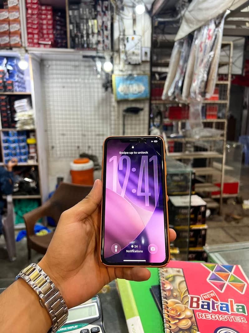 Apple iPhone 11 Pro Max 1