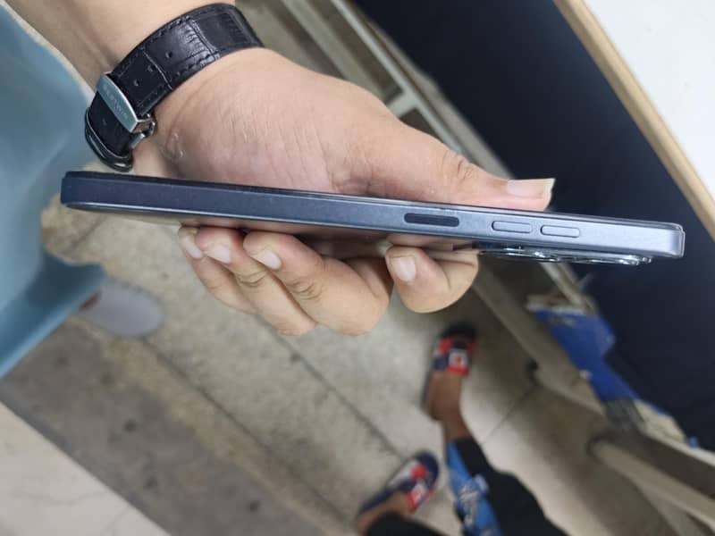 Tecno Spark 20 4