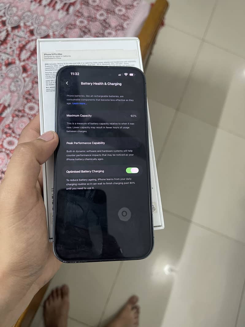 Apple iPhone 14 pro max 6