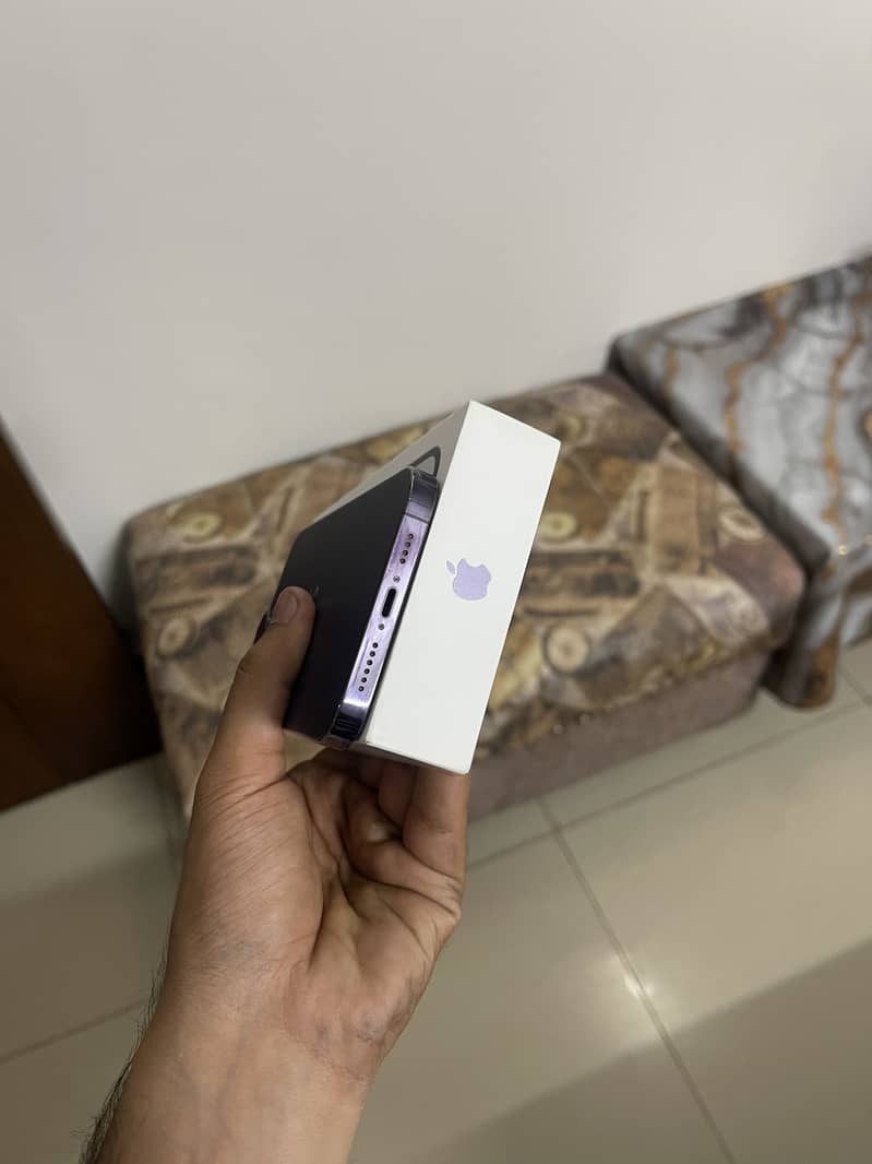 Apple iPhone 14 pro max 8
