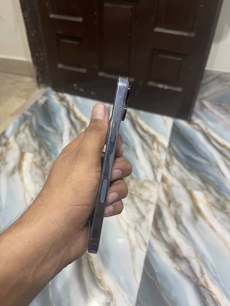 Apple iPhone 13 Pro Max 5