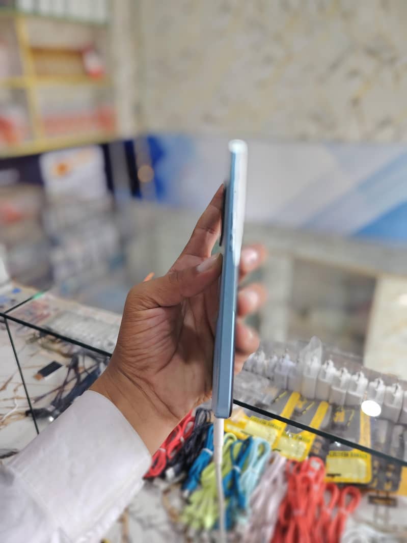OPPO A77s 2