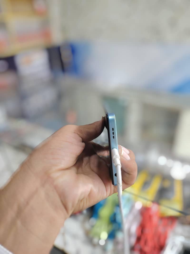 OPPO A77s 4