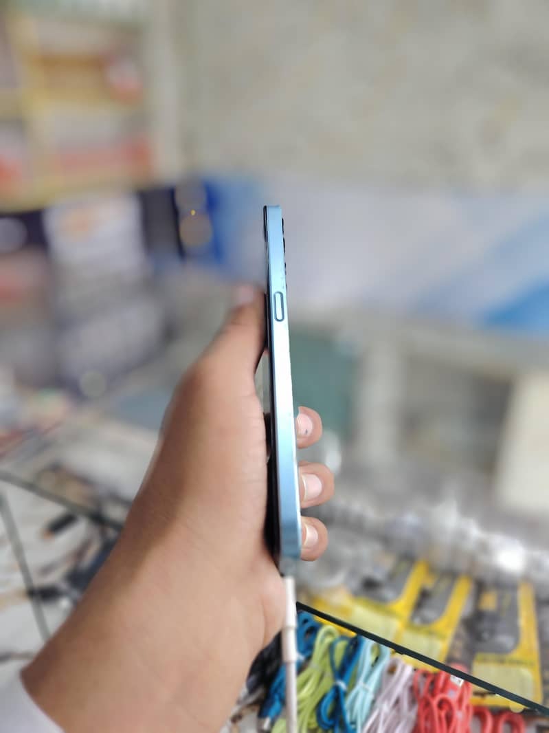 OPPO A77s 5