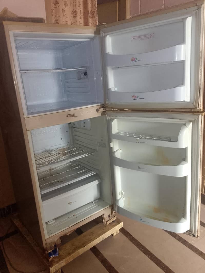 refrigerator 1
