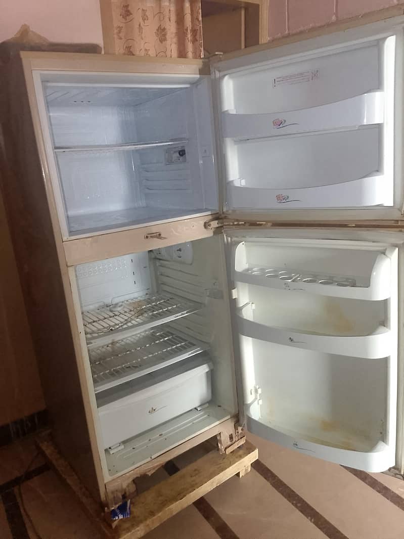 refrigerator 8