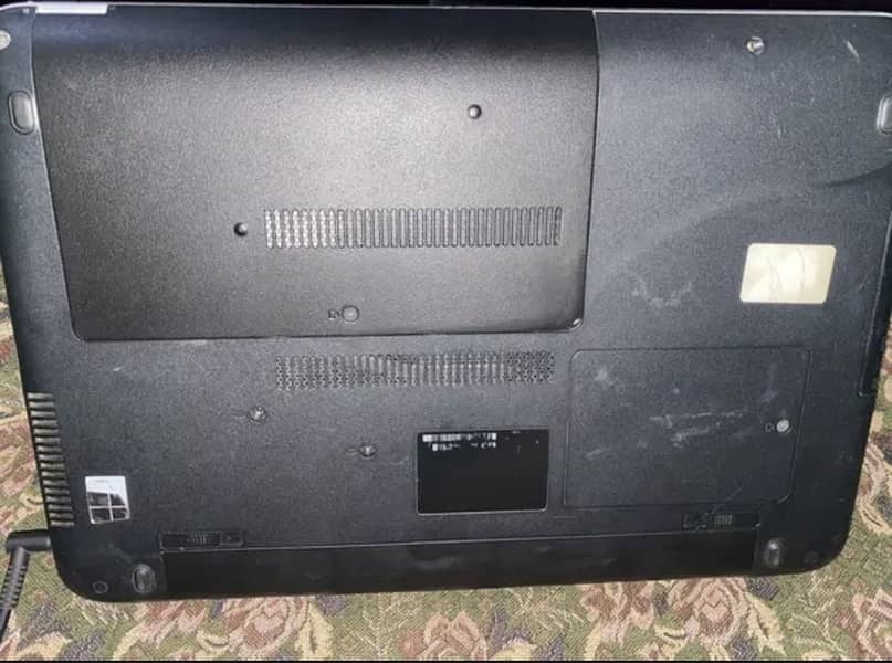 Laptop intel core 3 4