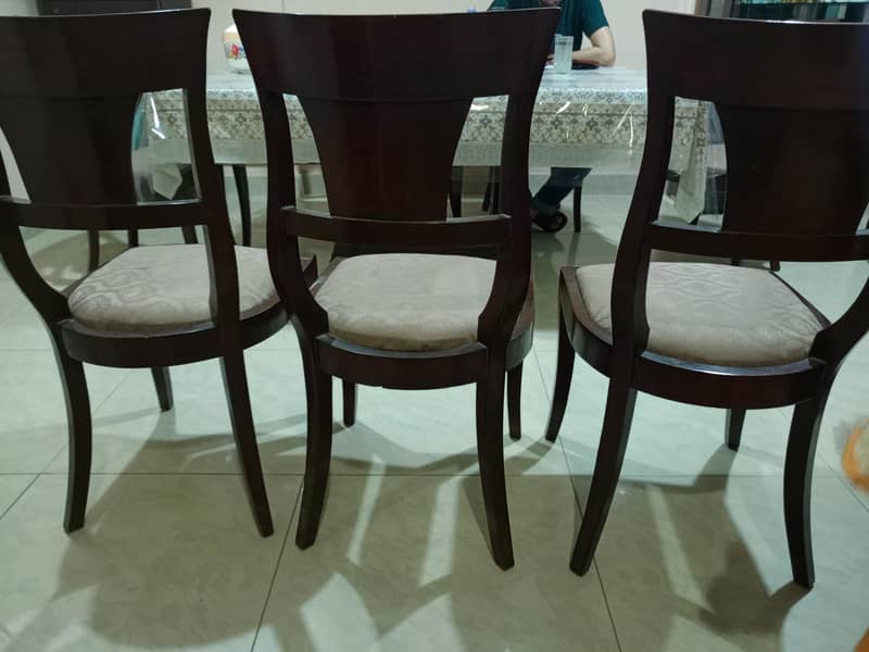 dining charis 5