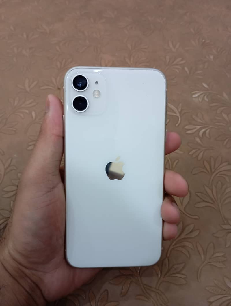 Apple iPhone 11 0