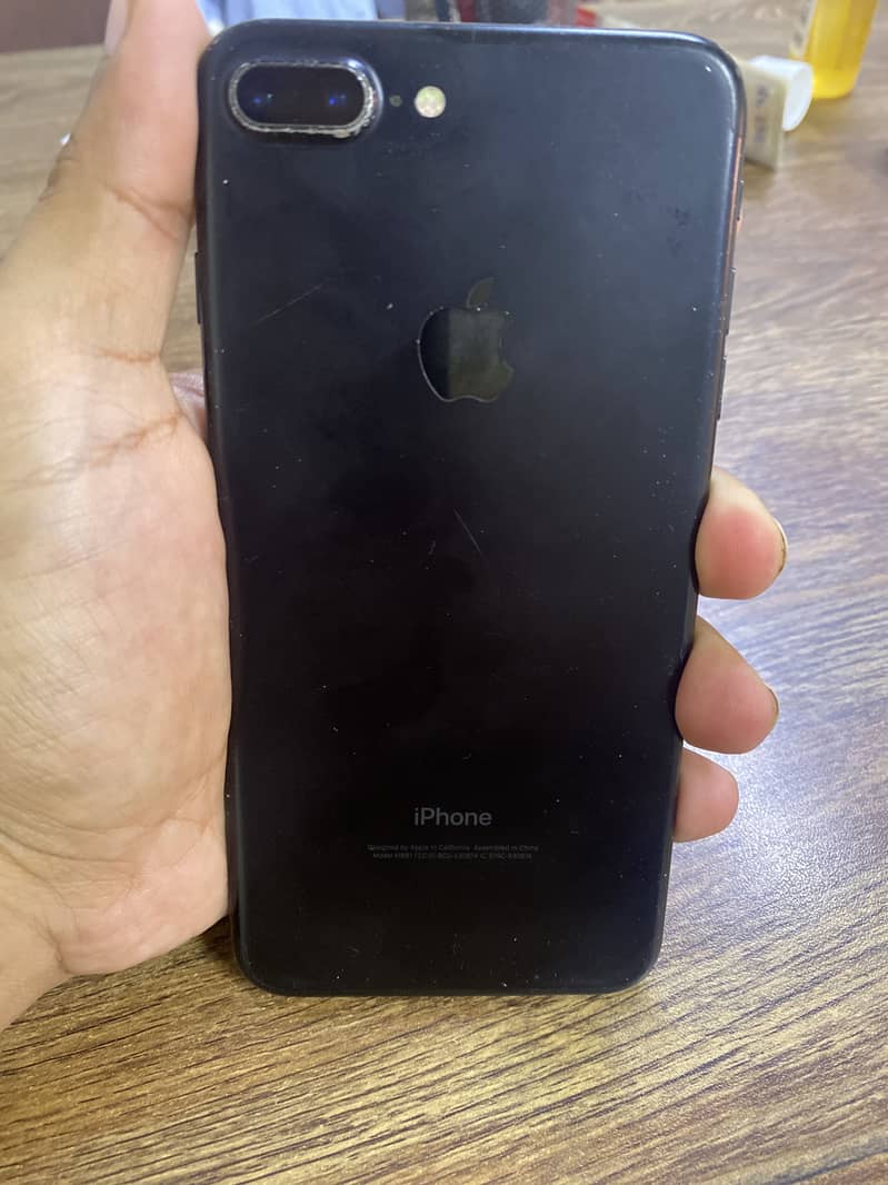 Apple iPhone 7 Plus 0