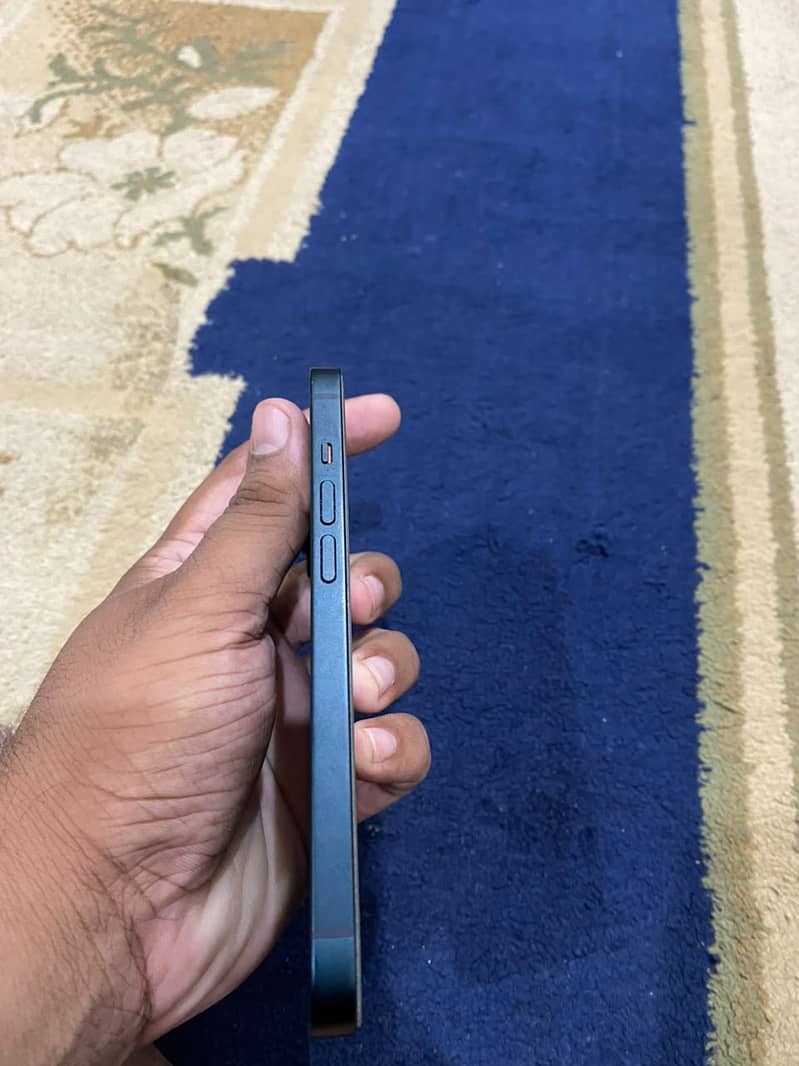Apple iPhone 14 10
