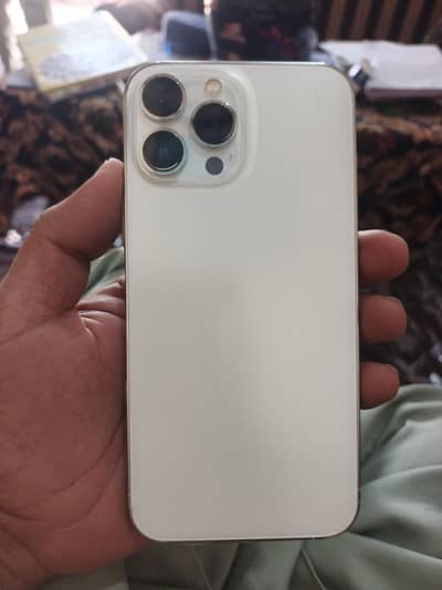 Apple iPhone 13 Pro Max bypass on