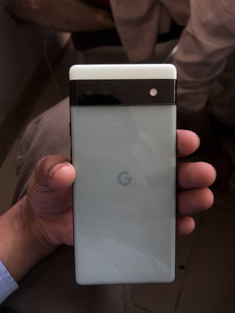 Google Pixel 6a 1