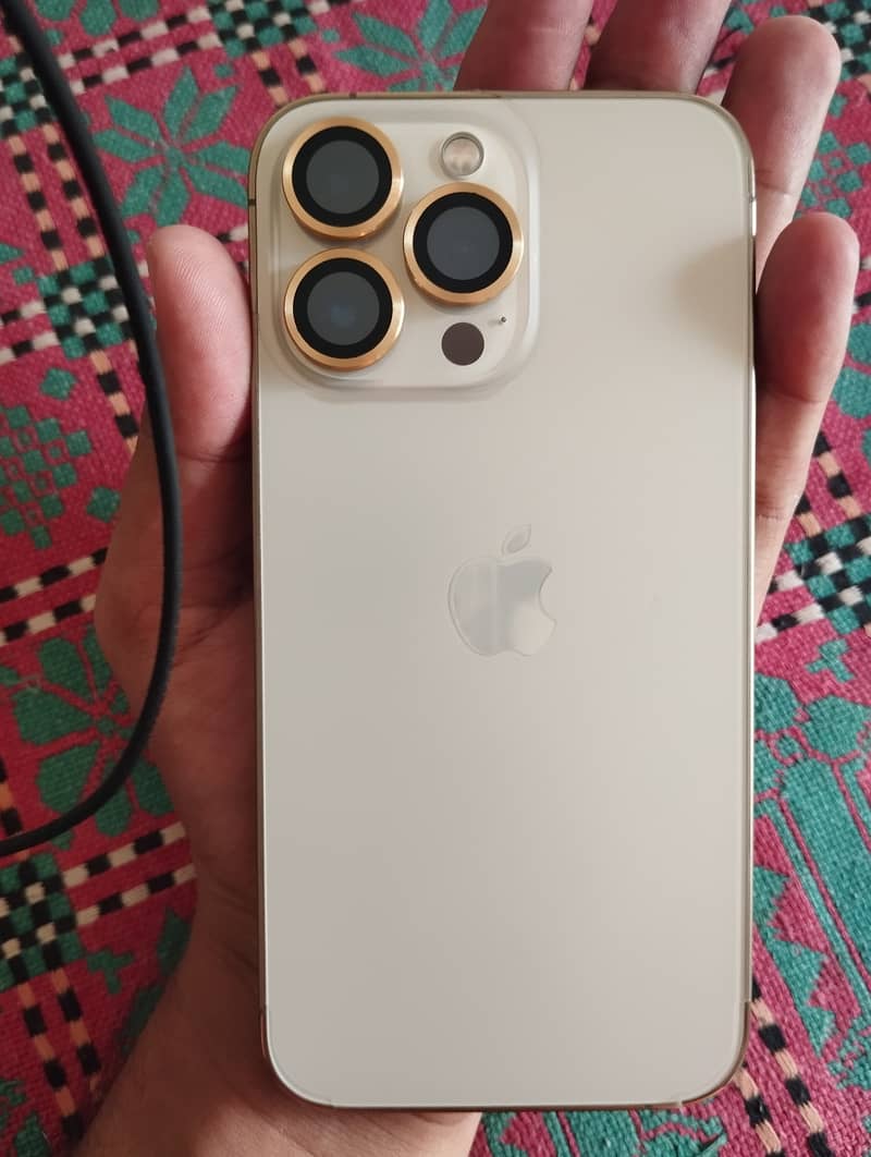 Apple iPhone 13 Pro 0