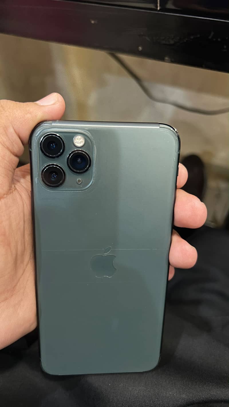 Apple iPhone 11 Pro Max 0