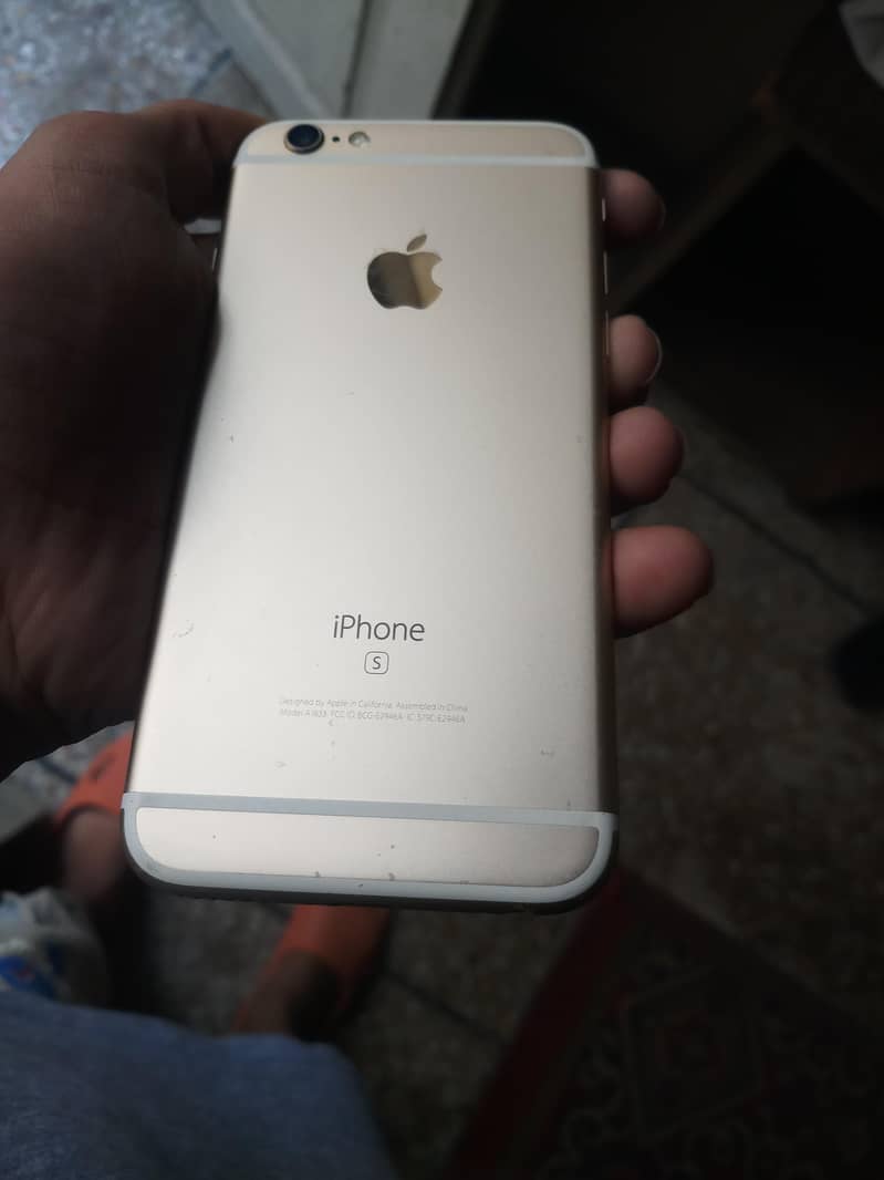 Apple iPhone 6S 1