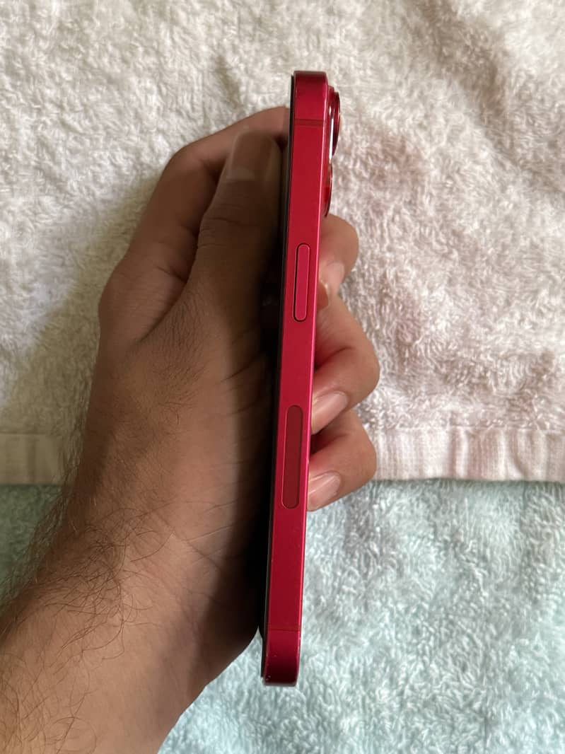 Apple iPhone 14 3