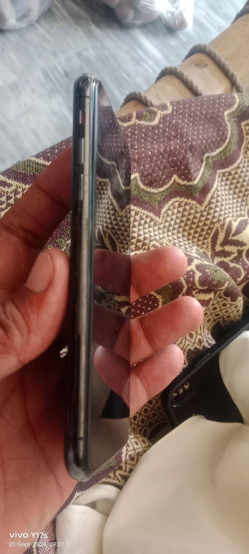 Apple iPhone XS 1