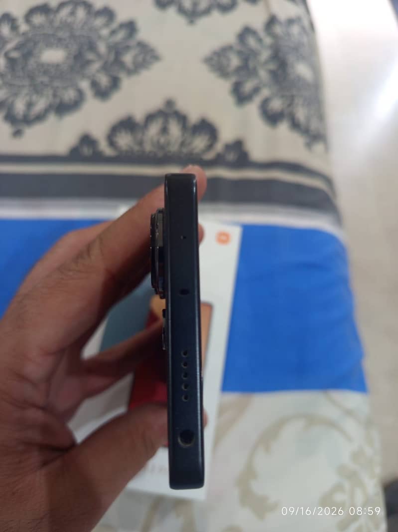 Xiaomi Redmi Note 13 Pro 1