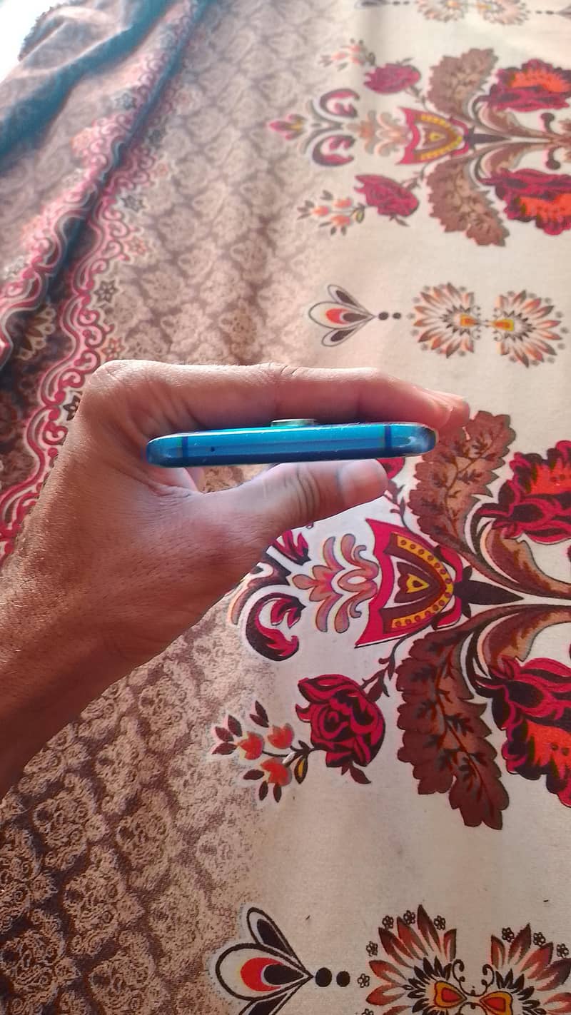 One Plus 8 Pro 6