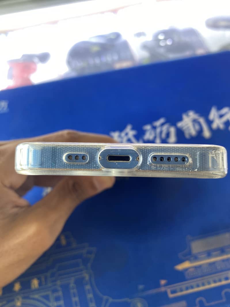 Apple iPhone 13 3