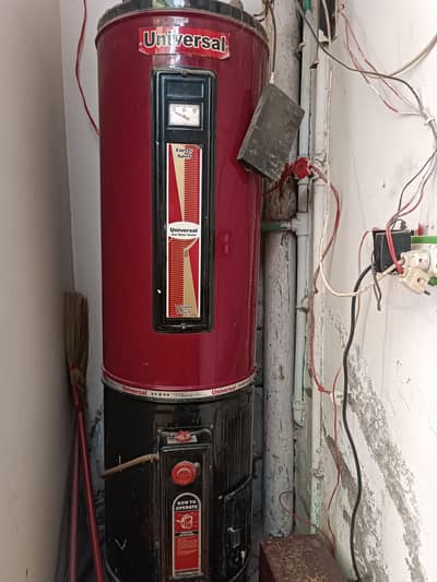 Used Gas Geyser in Good Condition