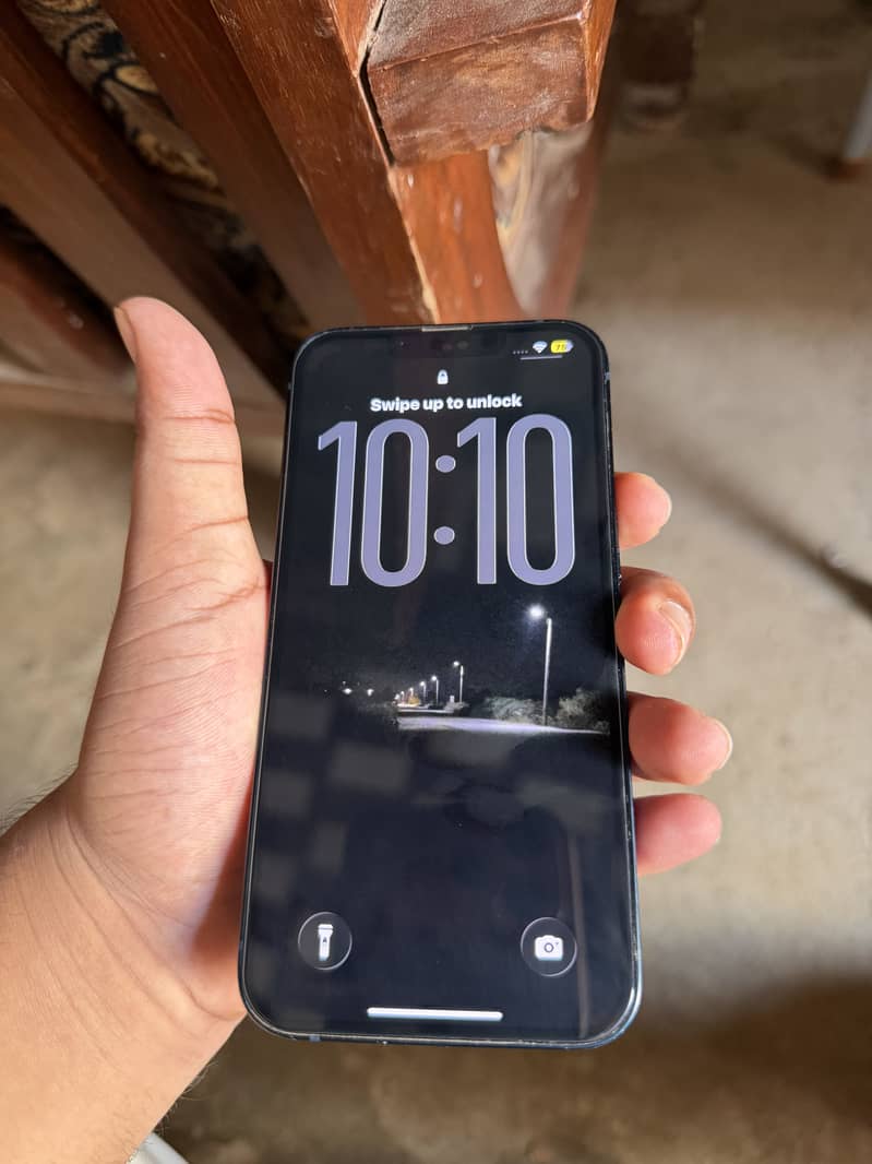 Apple iPhone 13 3