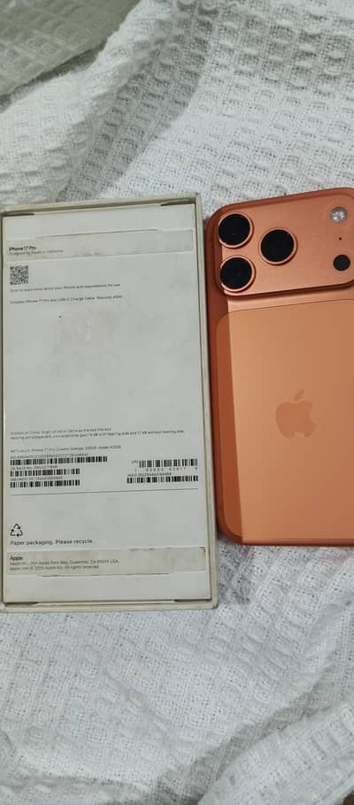 Apple iphone 17 Pro Factory unlock Orange 256gb warranty