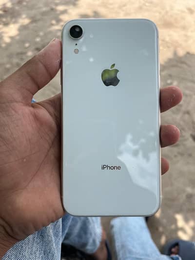 Apple iPhone XR
