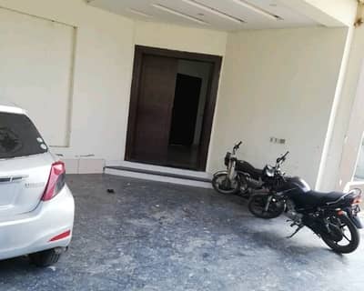 10 Marla Flat for sale in Askari