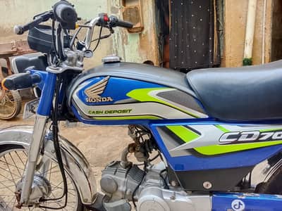 HONDA CD 70 2025