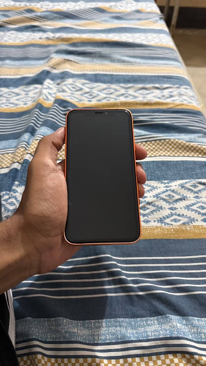 Apple iPhone X 5