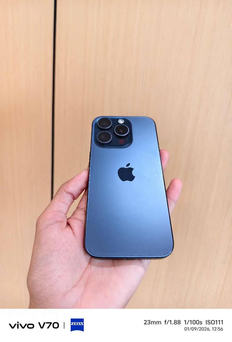 Apple iPhone 15 Pro 1