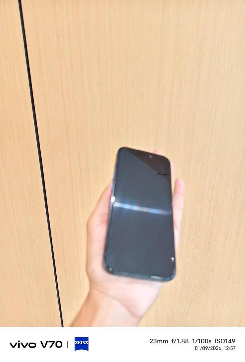 Apple iPhone 15 Pro 2