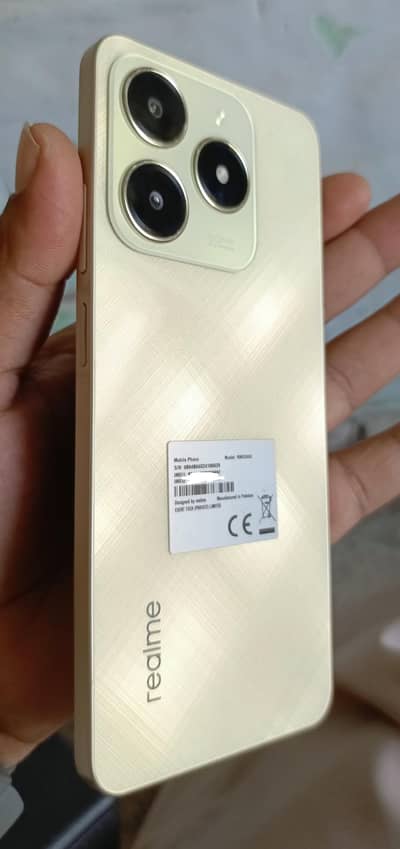 Realme C61